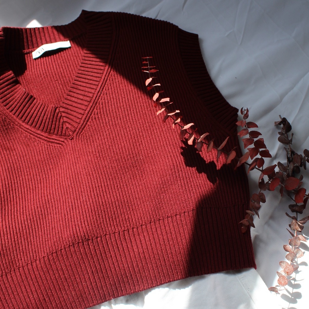Zara Knit Cropped Sweater Vest | Size M